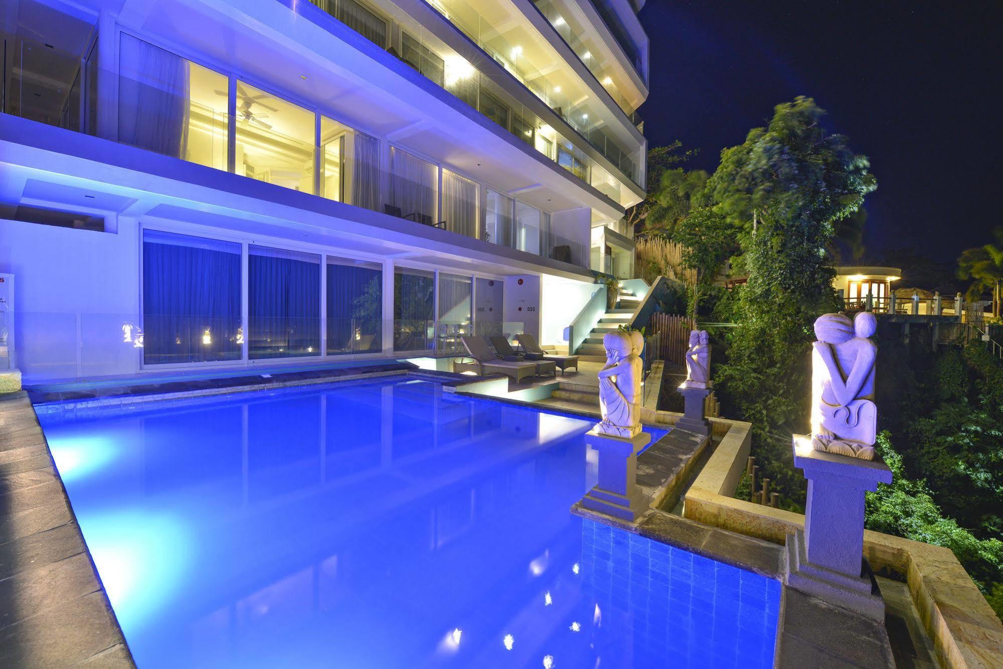 Boracay Karuna Luxury Suites Balabag  Esterno foto